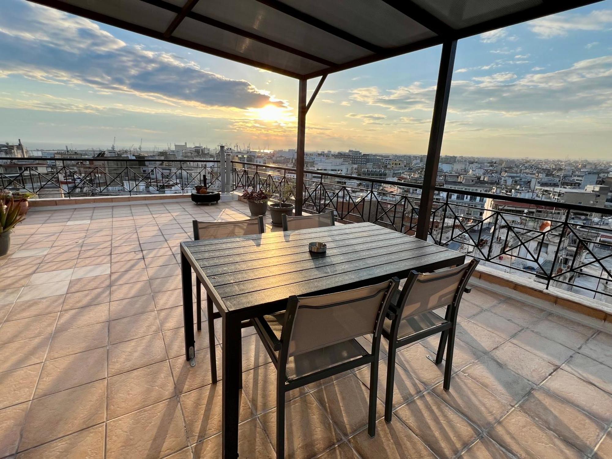 180° Rooftop View Thessaloníki Eksteriør bilde